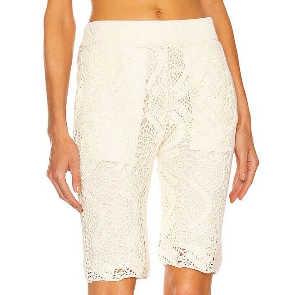 NEW HELMUT LANG REVOLVE CREAM CROCHET BERMUDA SHORTS